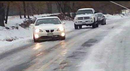 雪天开车下坡打滑怎么办？一篇文章带你掌握应对技巧